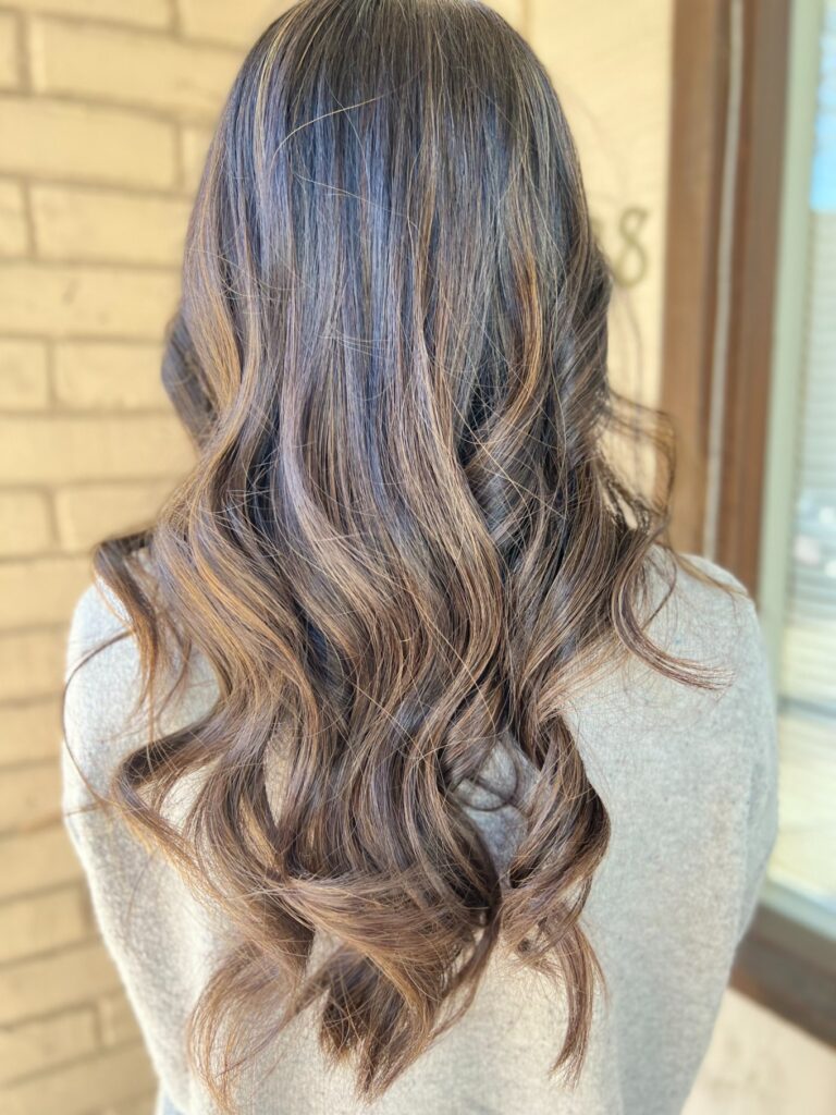 سالن تخصصی رنگ مو نوشهر و چالوس